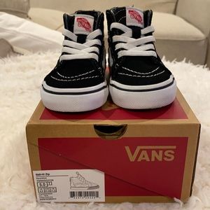 Sk8-Hi Zip Vans